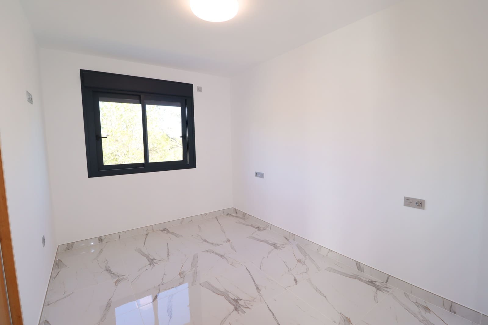 3 sovrum Villa till salu i Purias med pool - 390 000 € (Ref: 9673631)