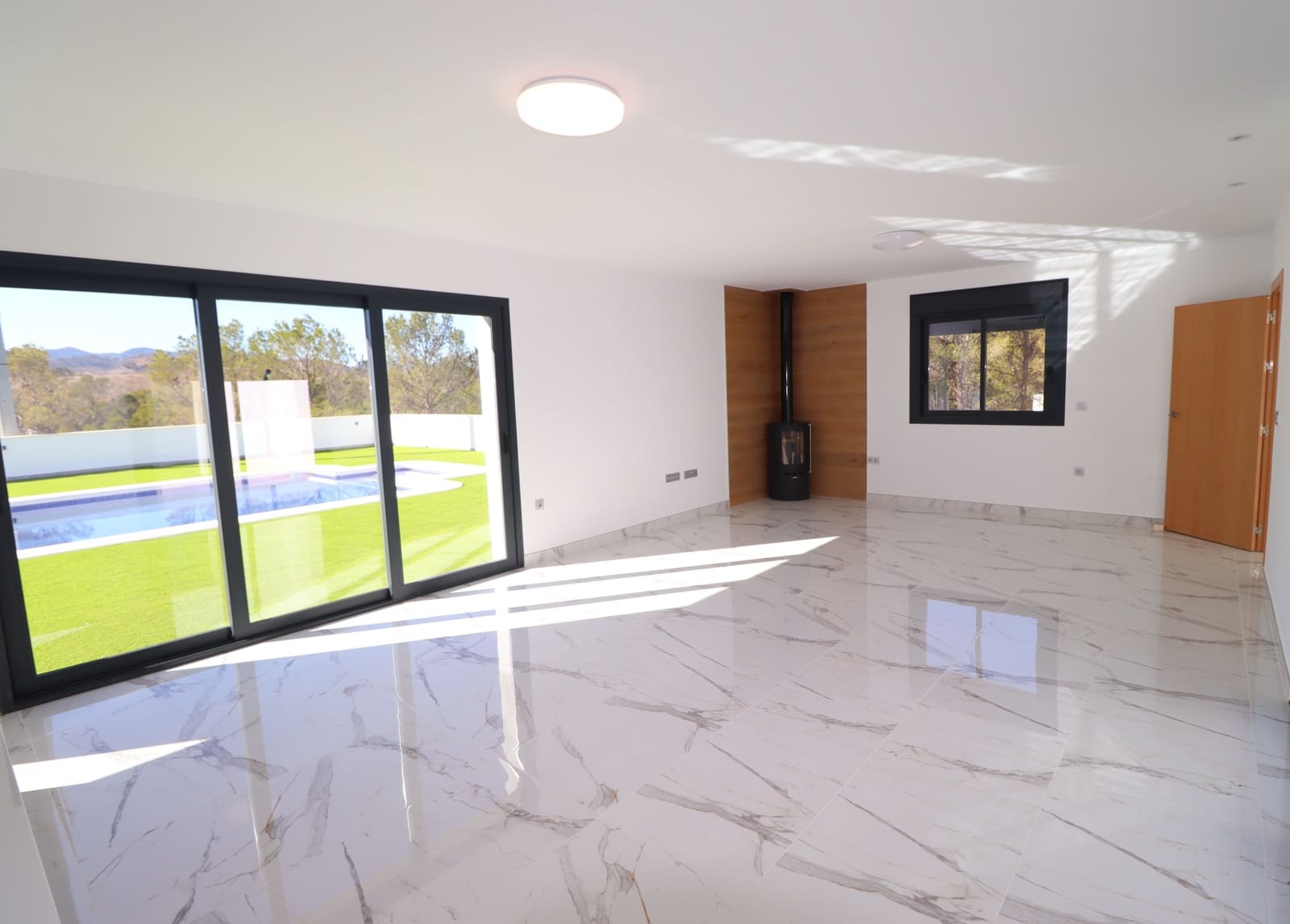 3 sovrum Villa till salu i Purias med pool - 390 000 € (Ref: 9673631)