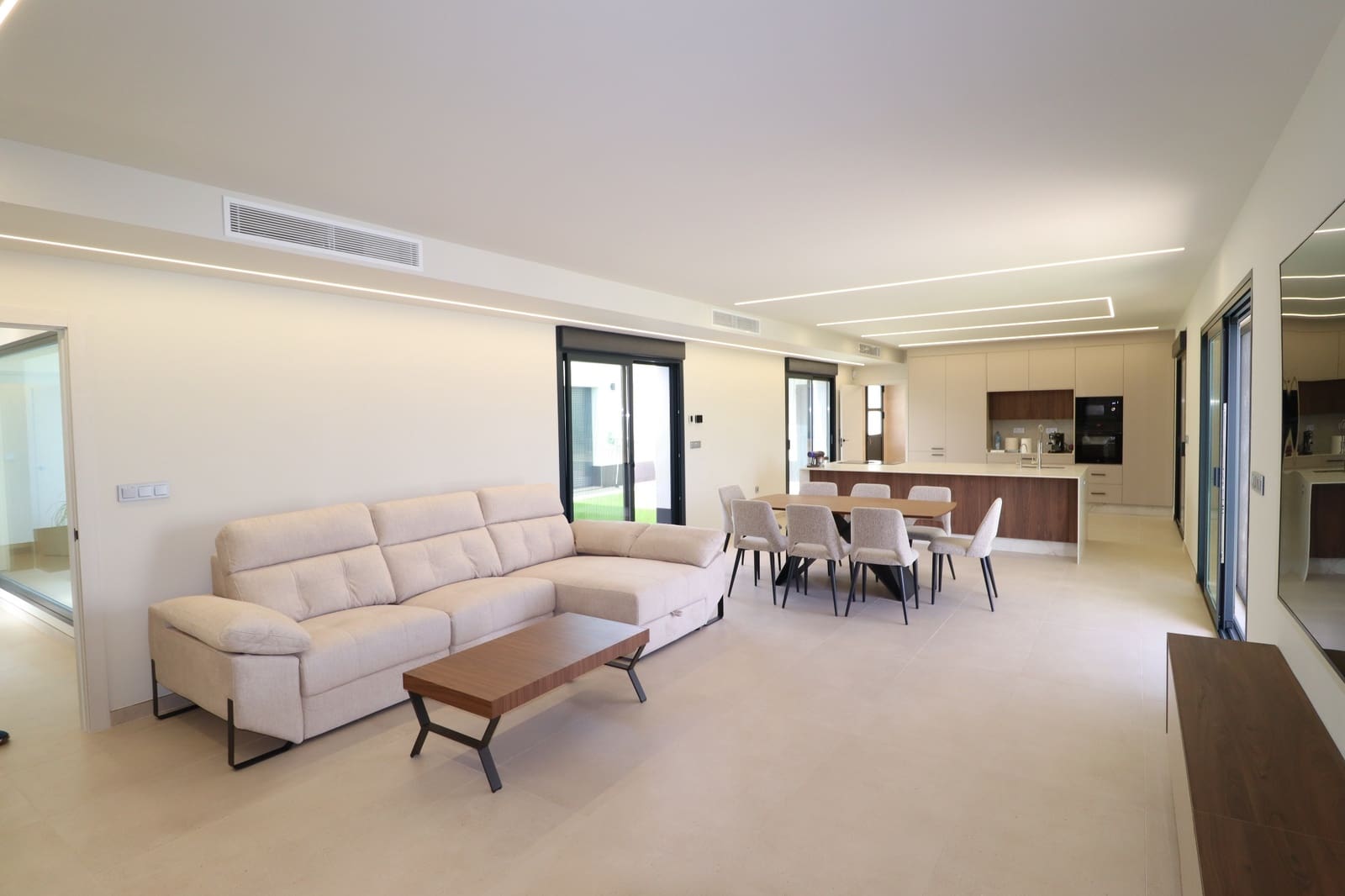 3 bedroom Villa for sale in Purias with pool - € 430,000 (Ref: 9673631)