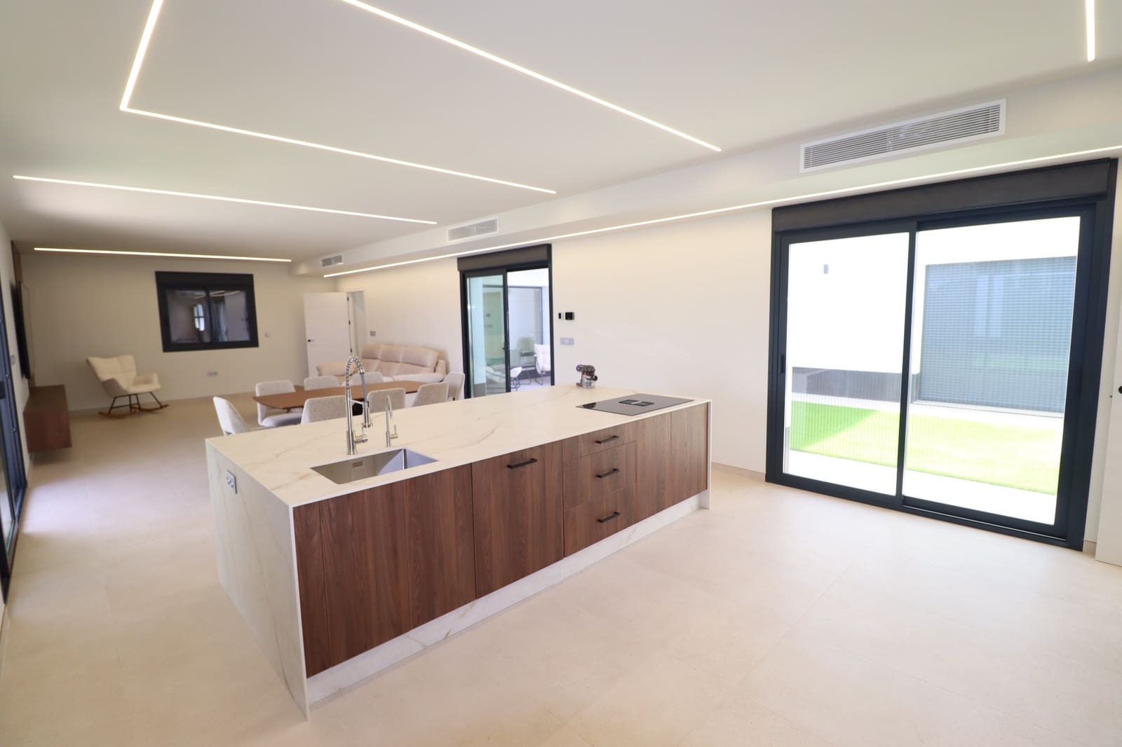 3 bedroom Villa for sale in Purias with pool - € 430,000 (Ref: 9673631)