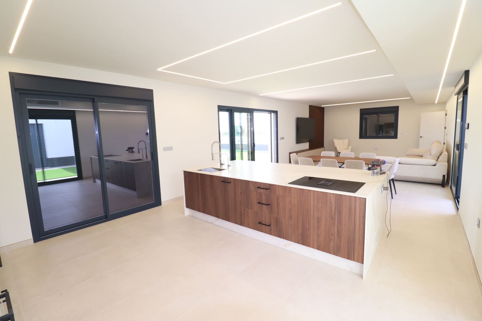 3 bedroom Villa for sale in Purias with pool - € 430,000 (Ref: 9673631)