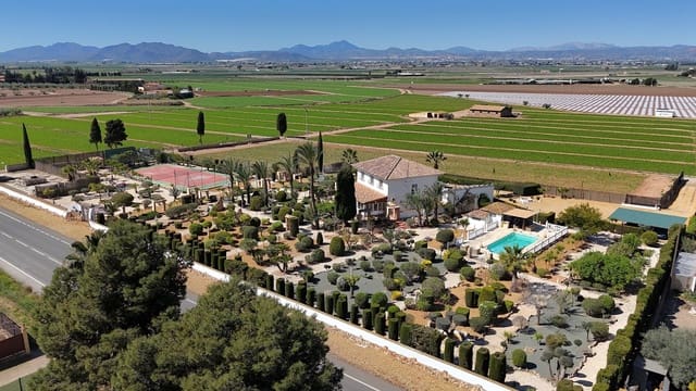 5 bedroom Villa for sale in Purias, Lorca with pool garage - € 499,950 (Ref: 9713449)