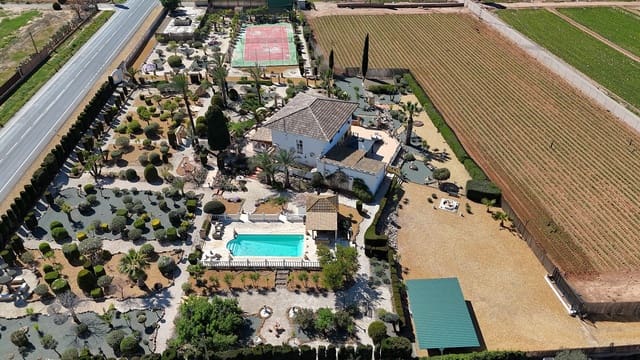 5 bedroom Villa for sale in Purias, Lorca with pool garage - € 499,950 (Ref: 9713449)