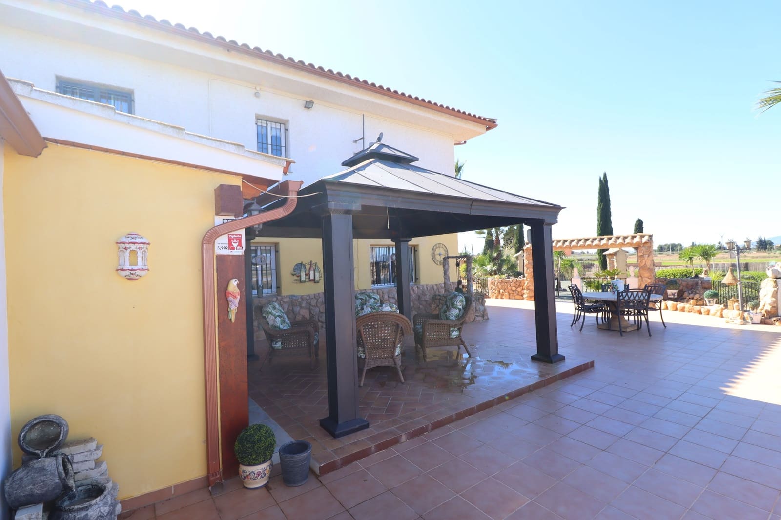 5 bedroom Villa for sale in Purias with pool garage - € 499,950 (Ref: 9713449)