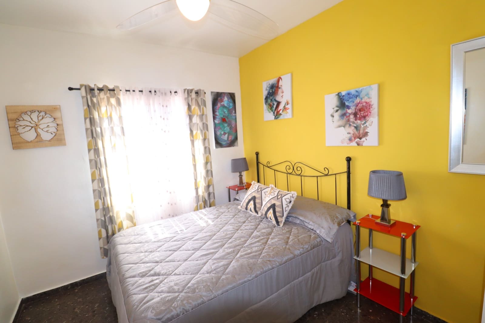 5 bedroom Villa for sale in Purias with pool garage - € 499,950 (Ref: 9713449)