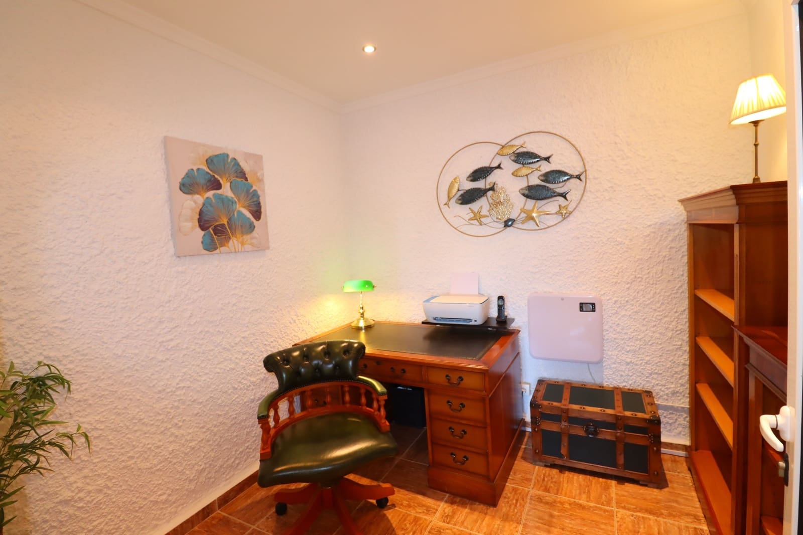 5 bedroom Villa for sale in Purias with pool garage - € 499,950 (Ref: 9713449)