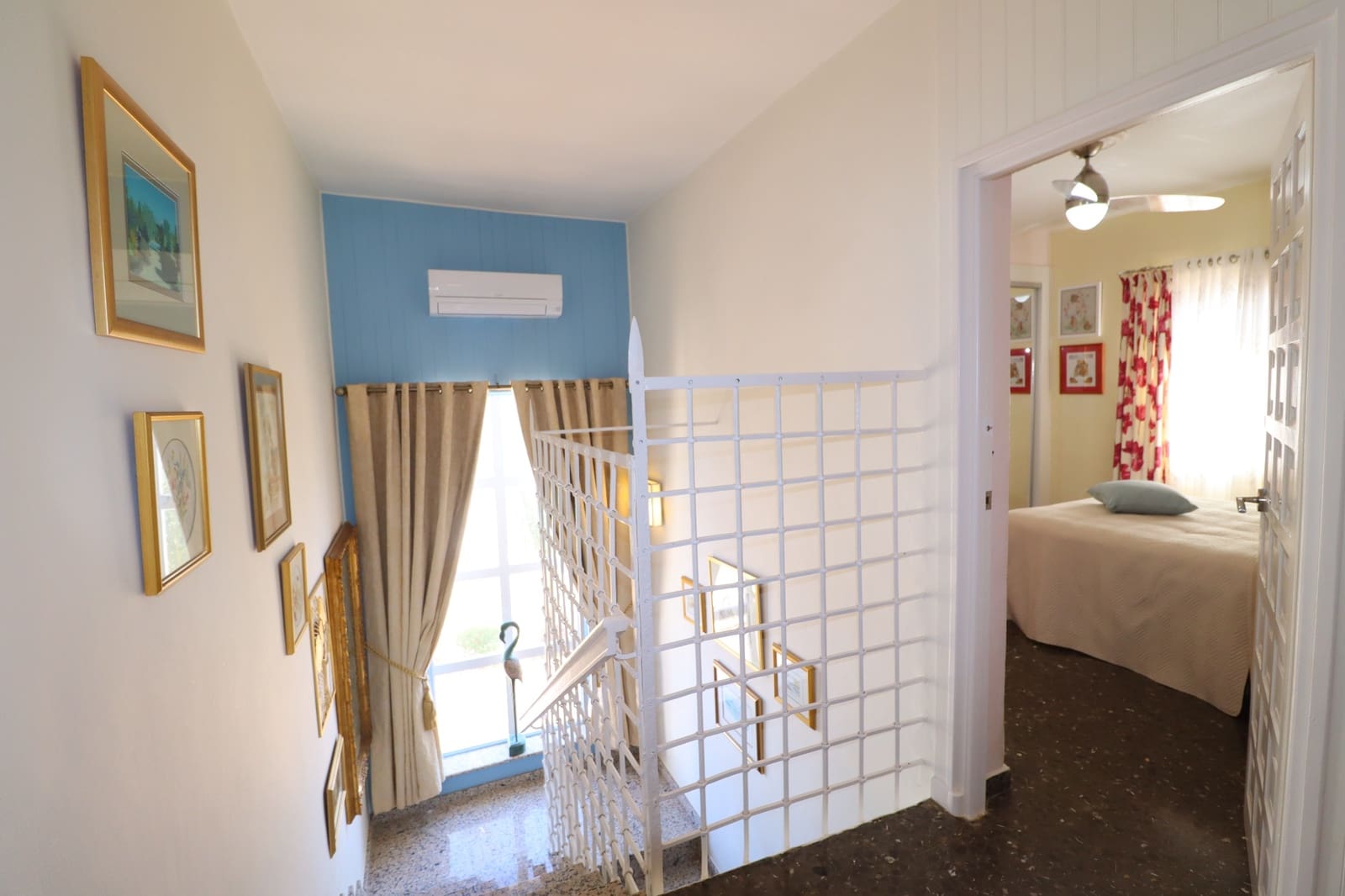 5 bedroom Villa for sale in Purias with pool garage - € 499,950 (Ref: 9713449)