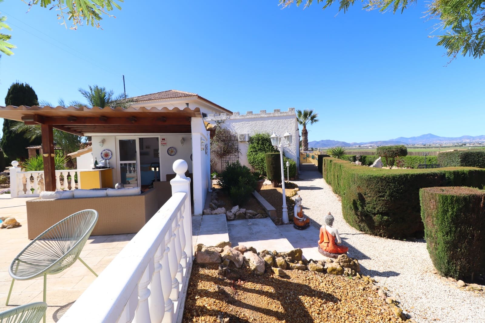 5 bedroom Villa for sale in Purias with pool garage - € 499,950 (Ref: 9713449)
