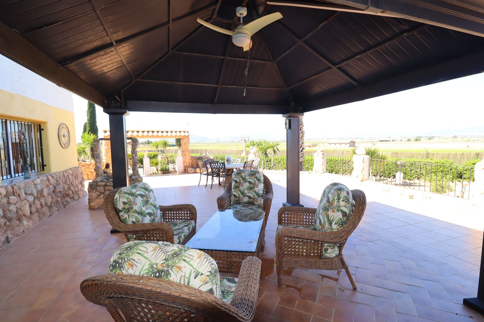 5 bedroom Villa for sale in Purias with pool garage - € 499,950 (Ref: 9713449)