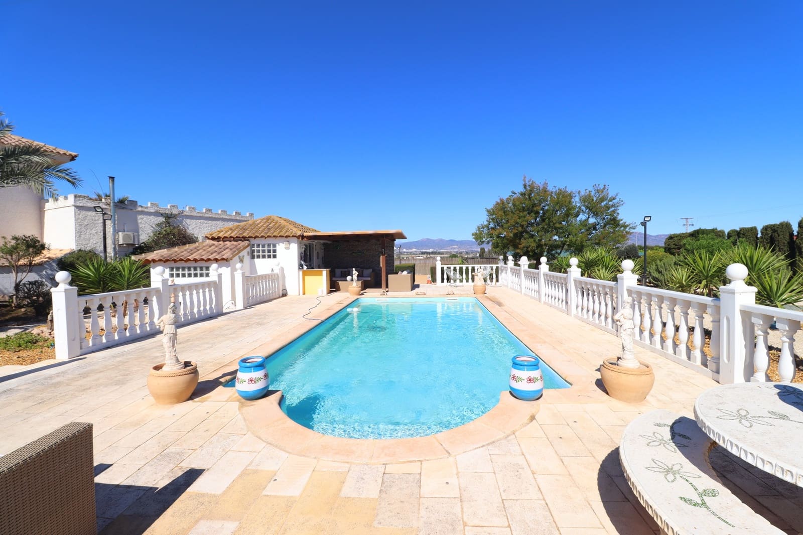 5 bedroom Villa for sale in Purias with pool garage - € 499,950 (Ref: 9713449)