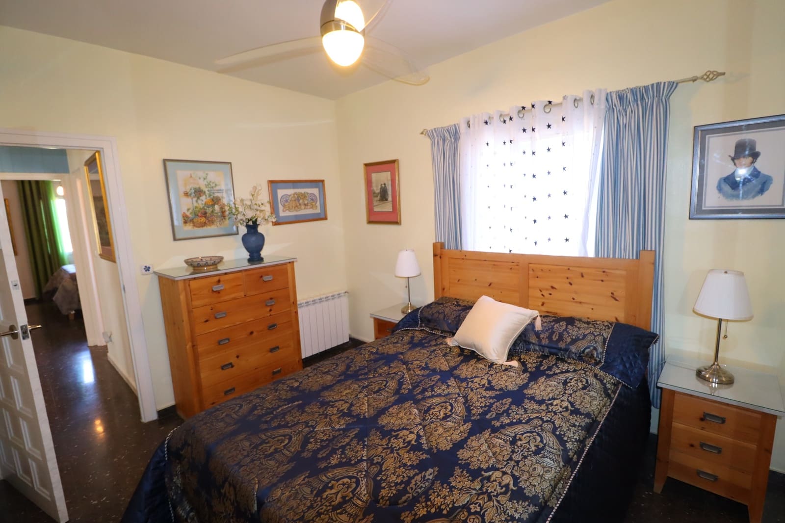 5 bedroom Villa for sale in Purias with pool garage - € 499,950 (Ref: 9713449)