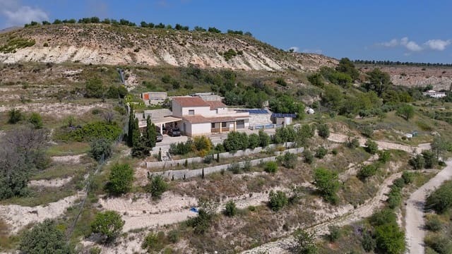 3 Zimmer Finca/Landgut zu verkaufen in Vélez-Blanco mit Pool Garage - 349.000 € (Ref: 9827994)
