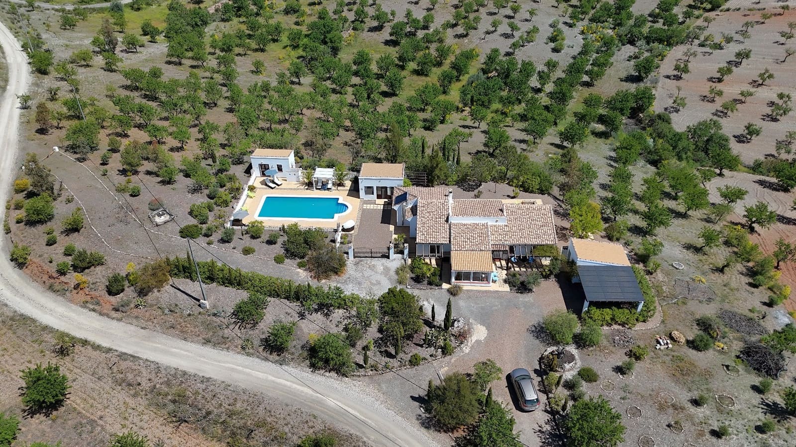 3 soveværelse Villa til salg i Puerto Lumbreras med swimmingpool garage - € 339.000 (Ref: 9843783)