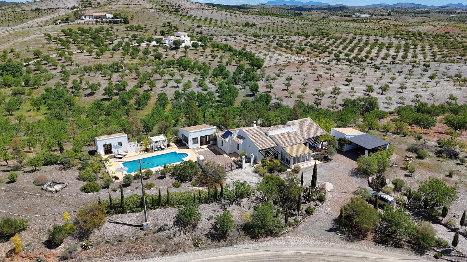 3 soveværelse Villa til salg i Puerto Lumbreras med swimmingpool garage - € 339.000 (Ref: 9843783)