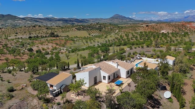 3 camera da letto Villa in vendita in Puerto Lumbreras con piscina garage - 339.000 € (Rif: 9843783)