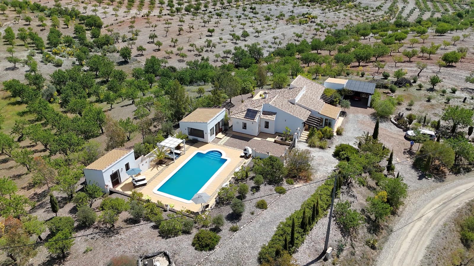 3 soveværelse Villa til salg i Puerto Lumbreras med swimmingpool garage - € 339.000 (Ref: 9843783)
