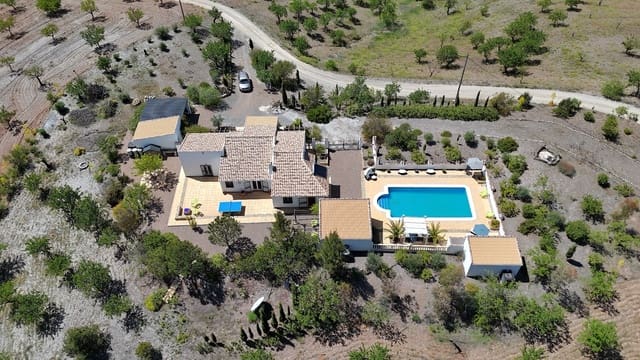 3 camera da letto Villa in vendita in Puerto Lumbreras con piscina garage - 339.000 € (Rif: 9843783)