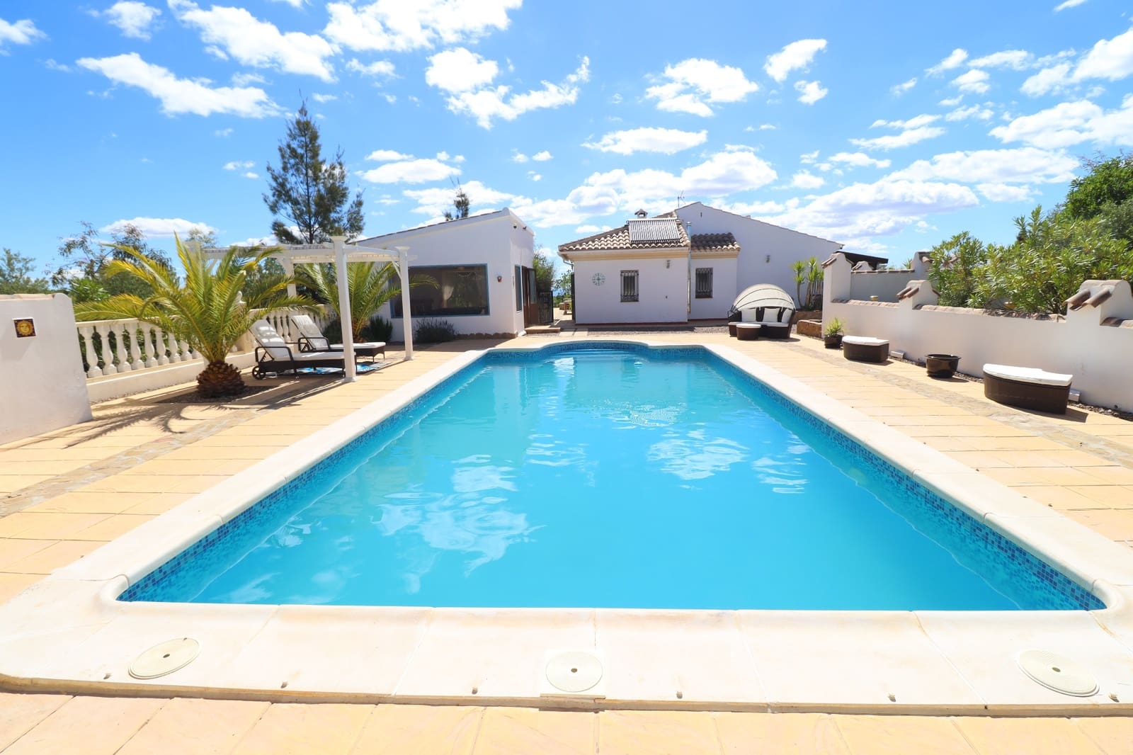3 soveværelse Villa til salg i Puerto Lumbreras med swimmingpool garage - € 339.000 (Ref: 9843783)