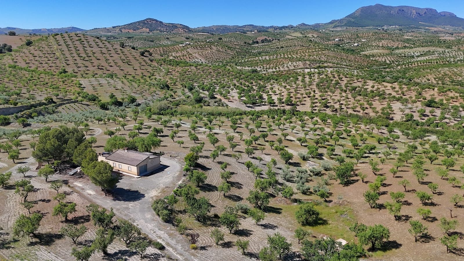 3 soverom Finca/Herregård til salgs i Velez-Rubio med garasje - € 170 000 (Ref: 9872328)