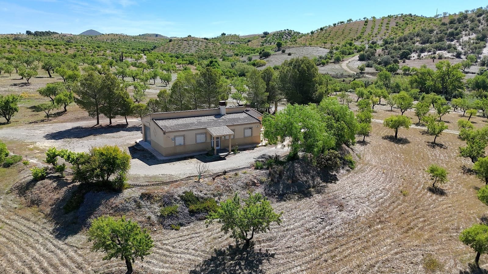 3 soverom Finca/Herregård til salgs i Velez-Rubio med garasje - € 170 000 (Ref: 9872328)