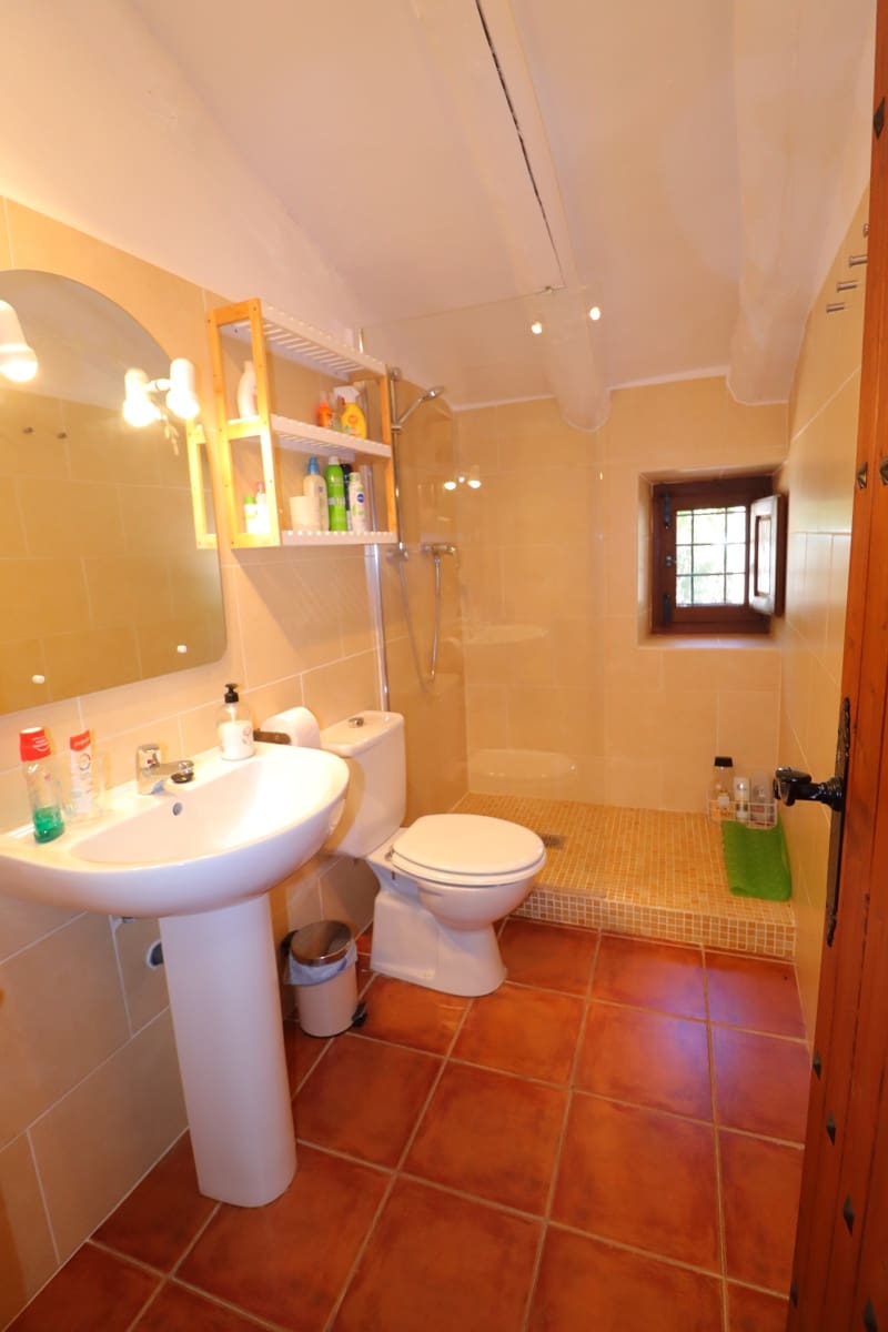 Finca/Casa Rural de 8 habitaciones en Vélez-Blanco en venta con piscina garaje - 469.995 € (Ref: 9895226)