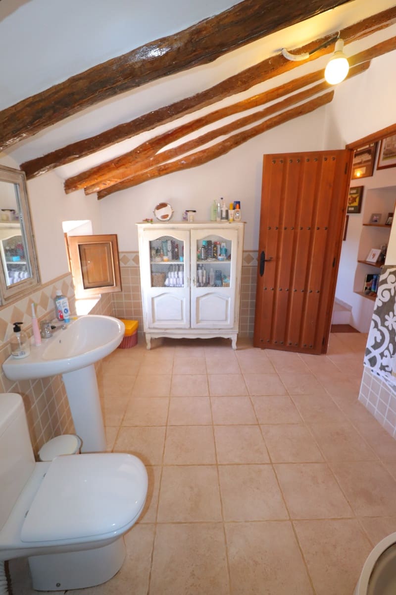 Finca/Casa Rural de 8 habitaciones en Vélez-Blanco en venta con piscina garaje - 469.995 € (Ref: 9895226)