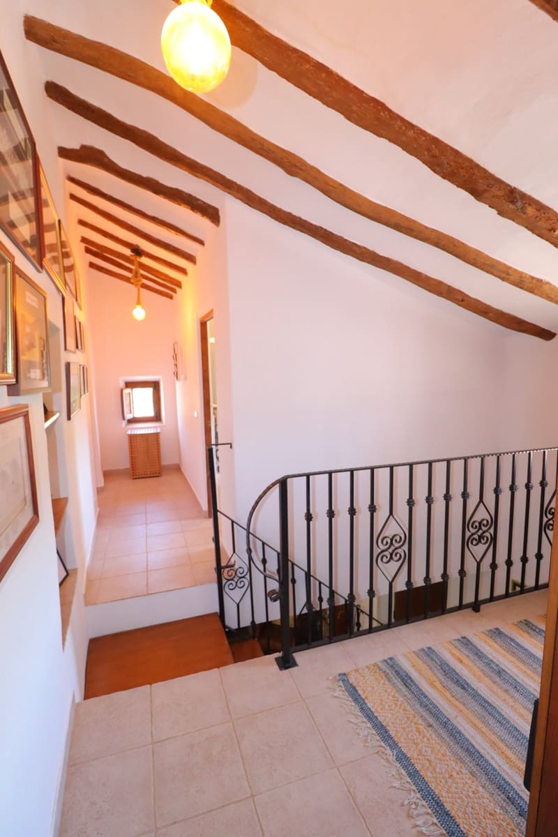 Finca/Casa Rural de 8 habitaciones en Vélez-Blanco en venta con piscina garaje - 469.995 € (Ref: 9895226)