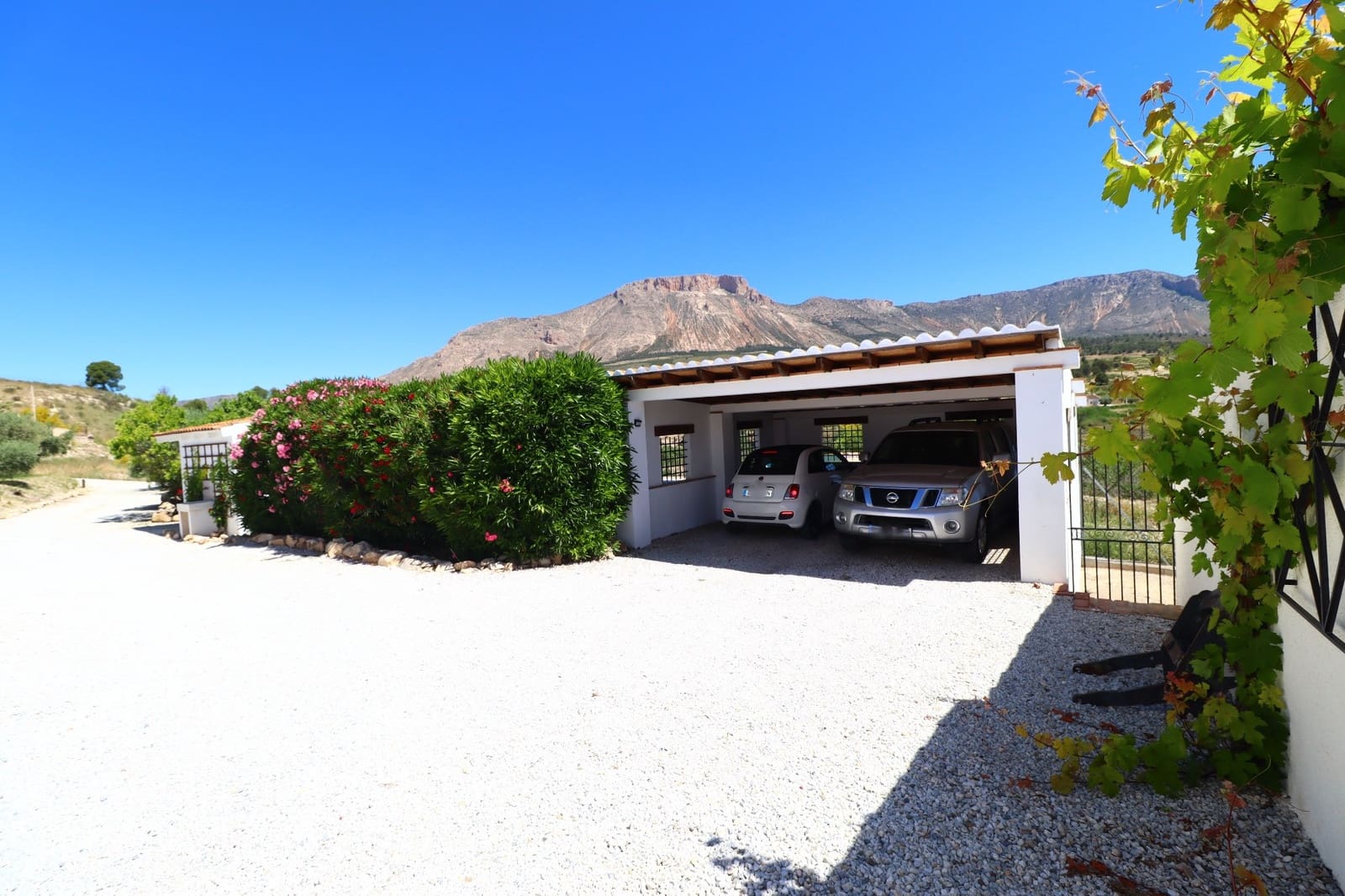 Finca/Casa Rural de 8 habitaciones en Vélez-Blanco en venta con piscina garaje - 469.995 € (Ref: 9895226)