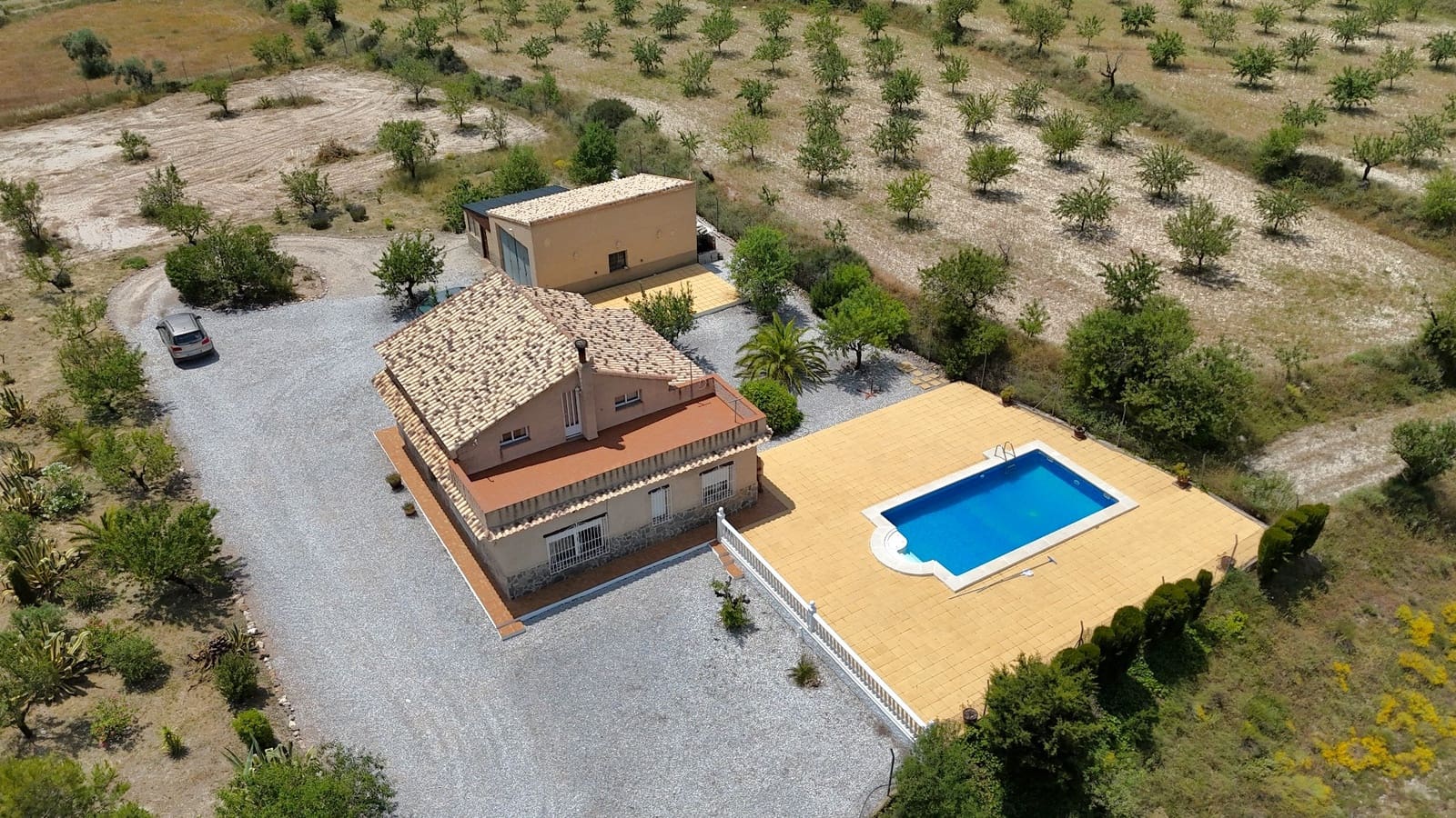 4 bedroom Finca/Country House for sale in Velez-Blanco with pool garage - € 269,950 (Ref: 9897205)