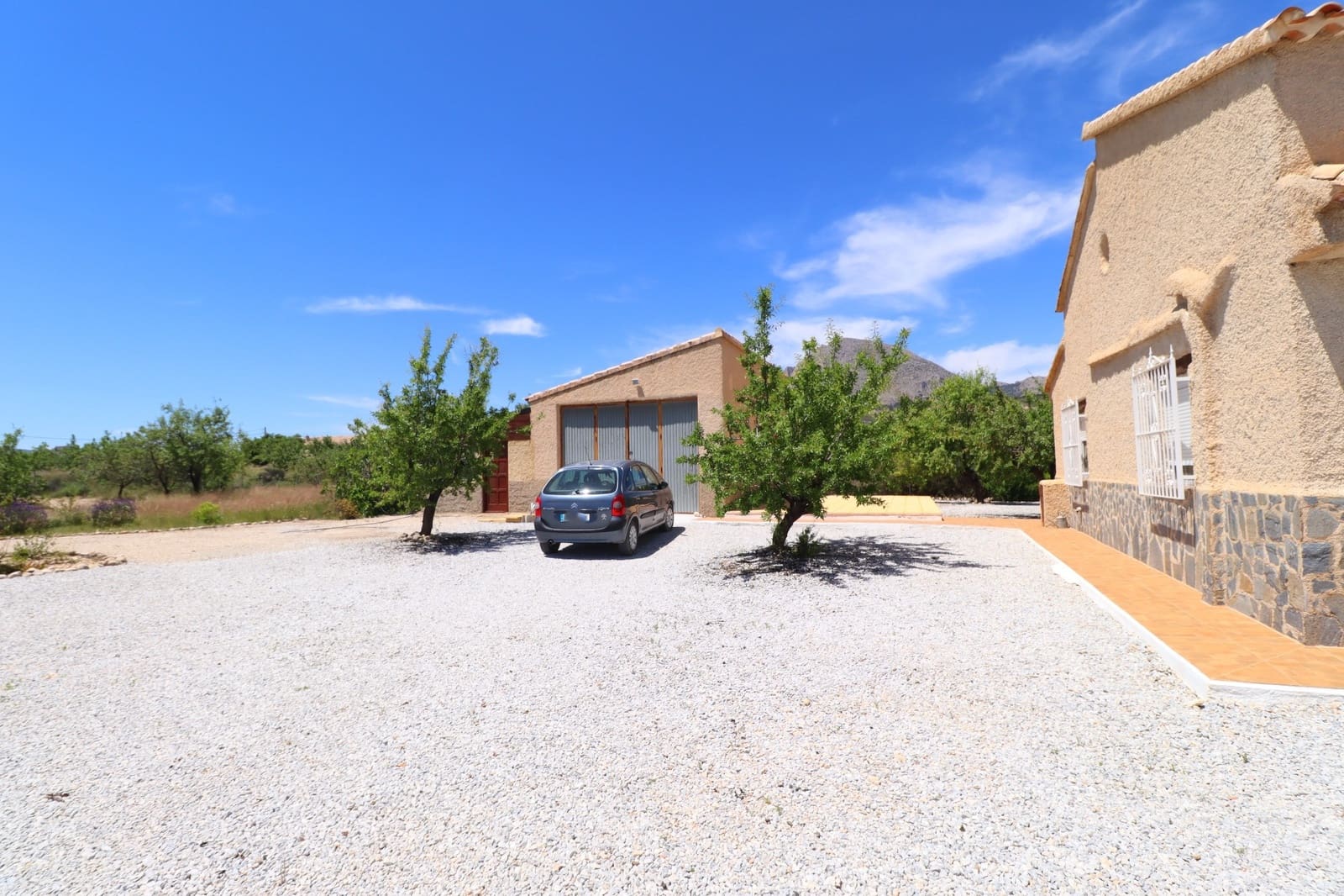 4 bedroom Finca/Country House for sale in Velez-Blanco with pool garage - € 269,950 (Ref: 9897205)