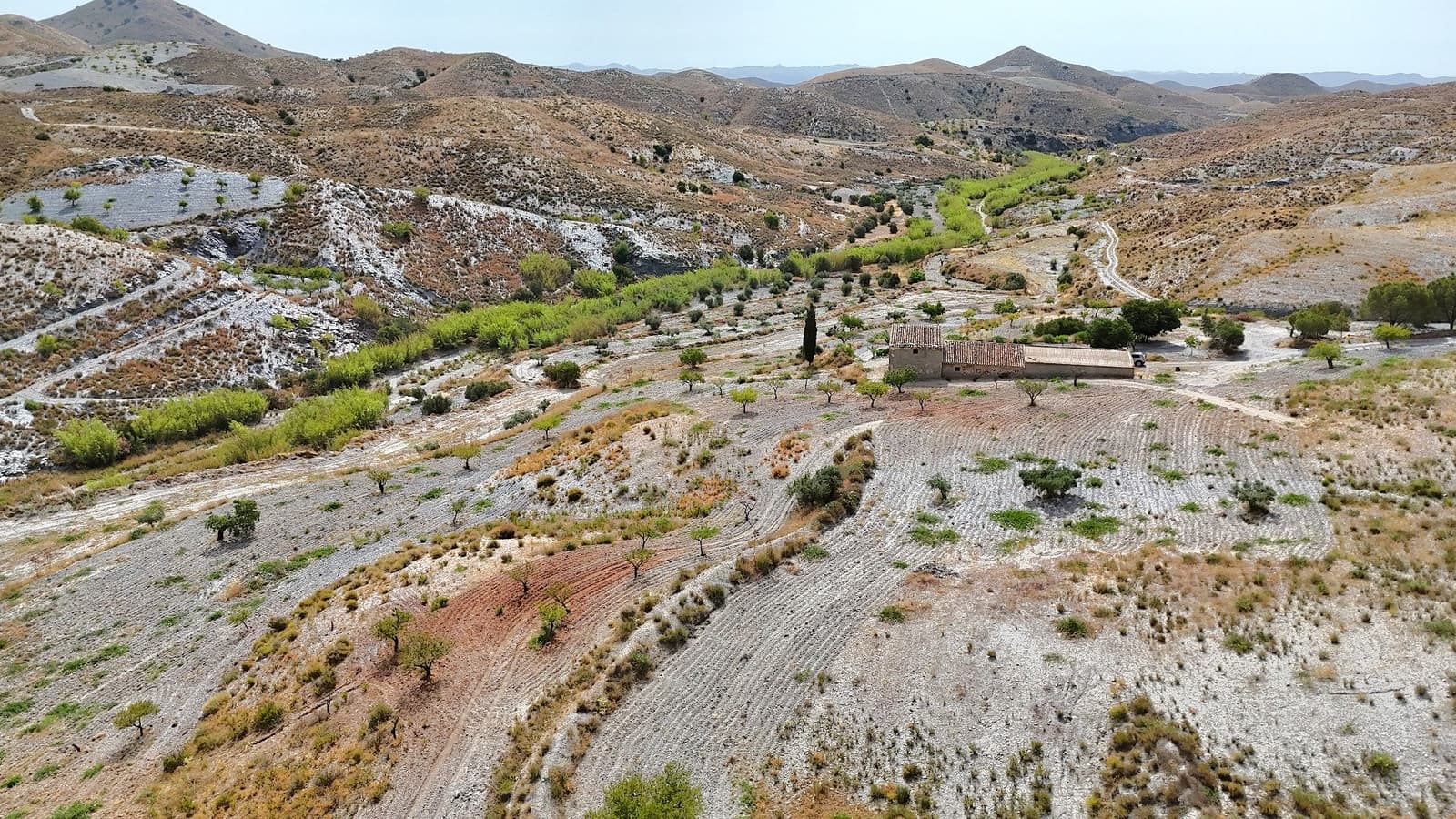 5 bedroom Finca/Country House for sale in Puerto Lumbreras - € 85,000 (Ref: 9932085)