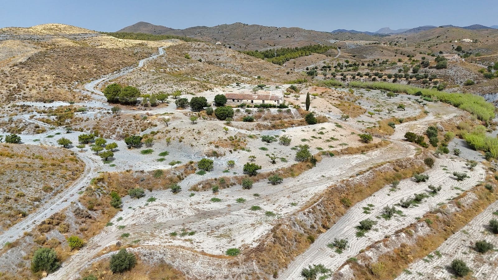 5 bedroom Finca/Country House for sale in Puerto Lumbreras - € 85,000 (Ref: 9932085)