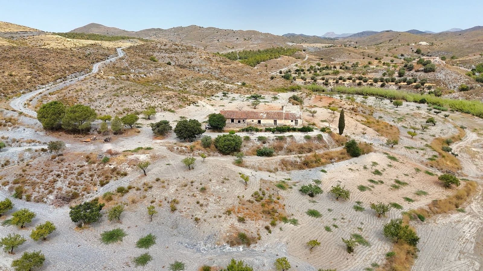 5 bedroom Finca/Country House for sale in Puerto Lumbreras - € 85,000 (Ref: 9932085)