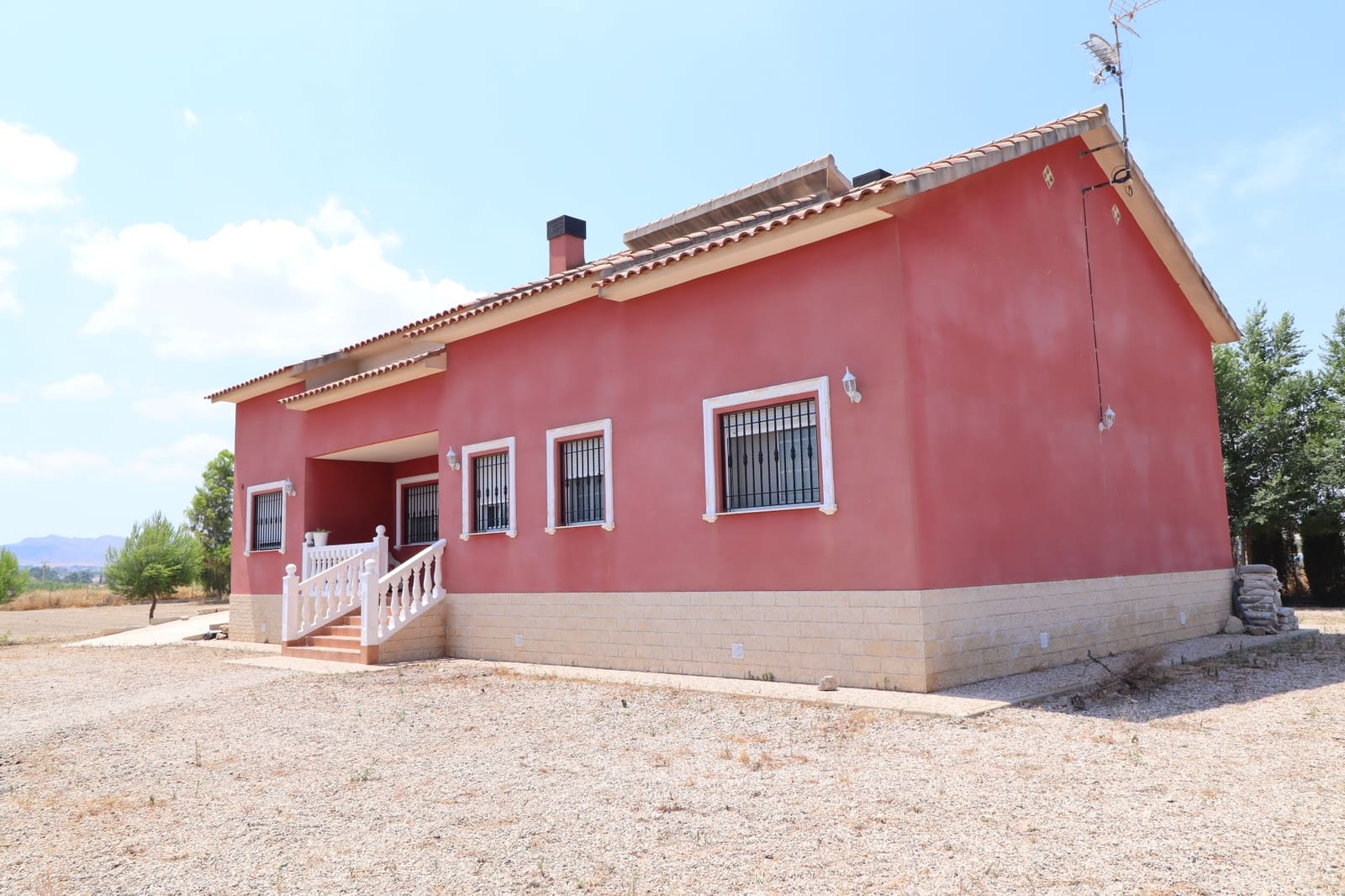 3 bedroom Villa for sale in Purias with garage - € 259,000 (Ref: 9932434)