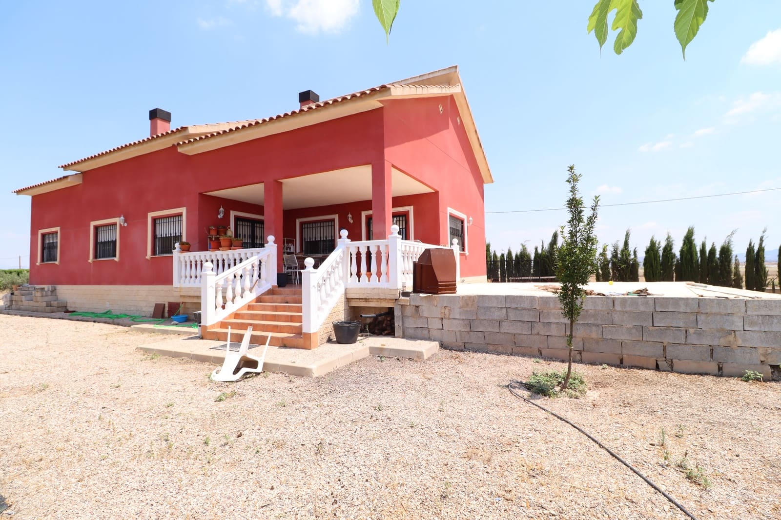 3 bedroom Villa for sale in Purias with garage - € 259,000 (Ref: 9932434)