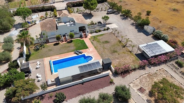 4 quarto Moradia para venda em Lorca com piscina garagem - 424 950 € (Ref: 9953050)