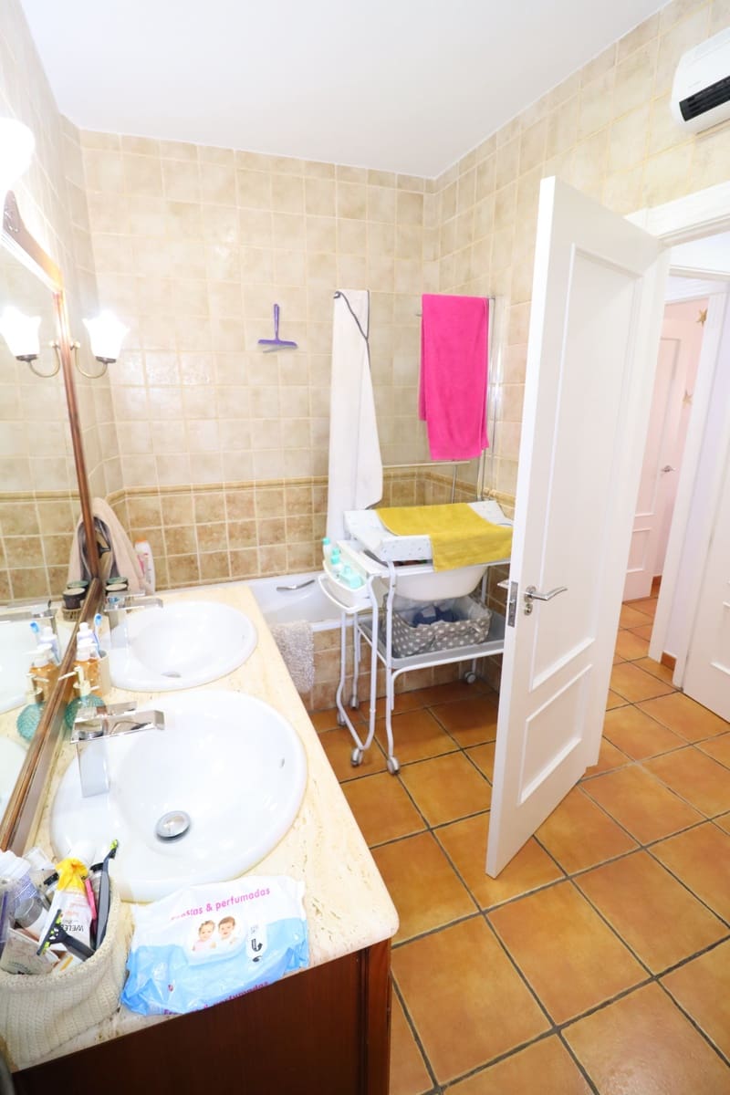 4 soverom Villa til salgs i Lorca med garasje - € 459 000 (Ref: 9965753)