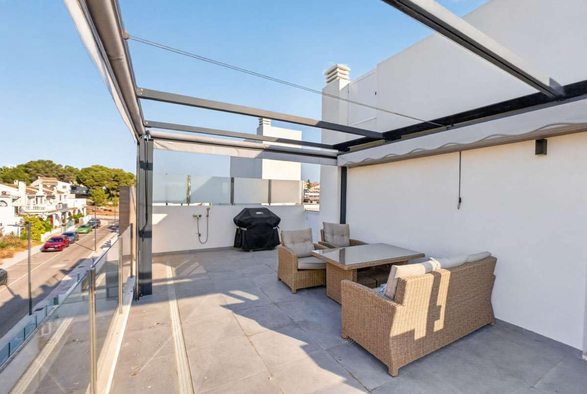 2 Zimmer Villa zu verkaufen in Filipinas mit Pool - 410.000 € (Ref: 10019664)