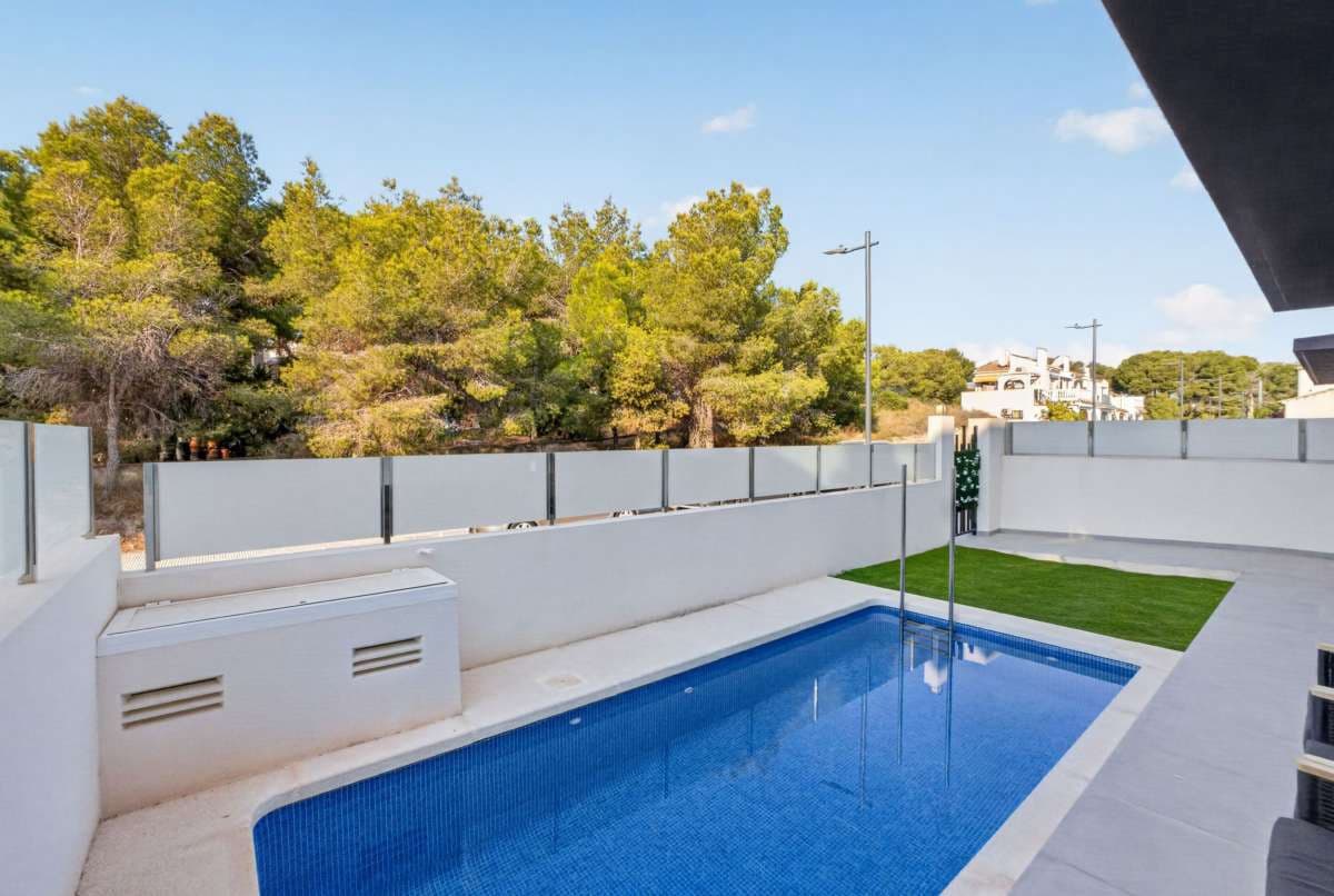 2 Zimmer Villa zu verkaufen in Filipinas mit Pool - 410.000 € (Ref: 10019664)