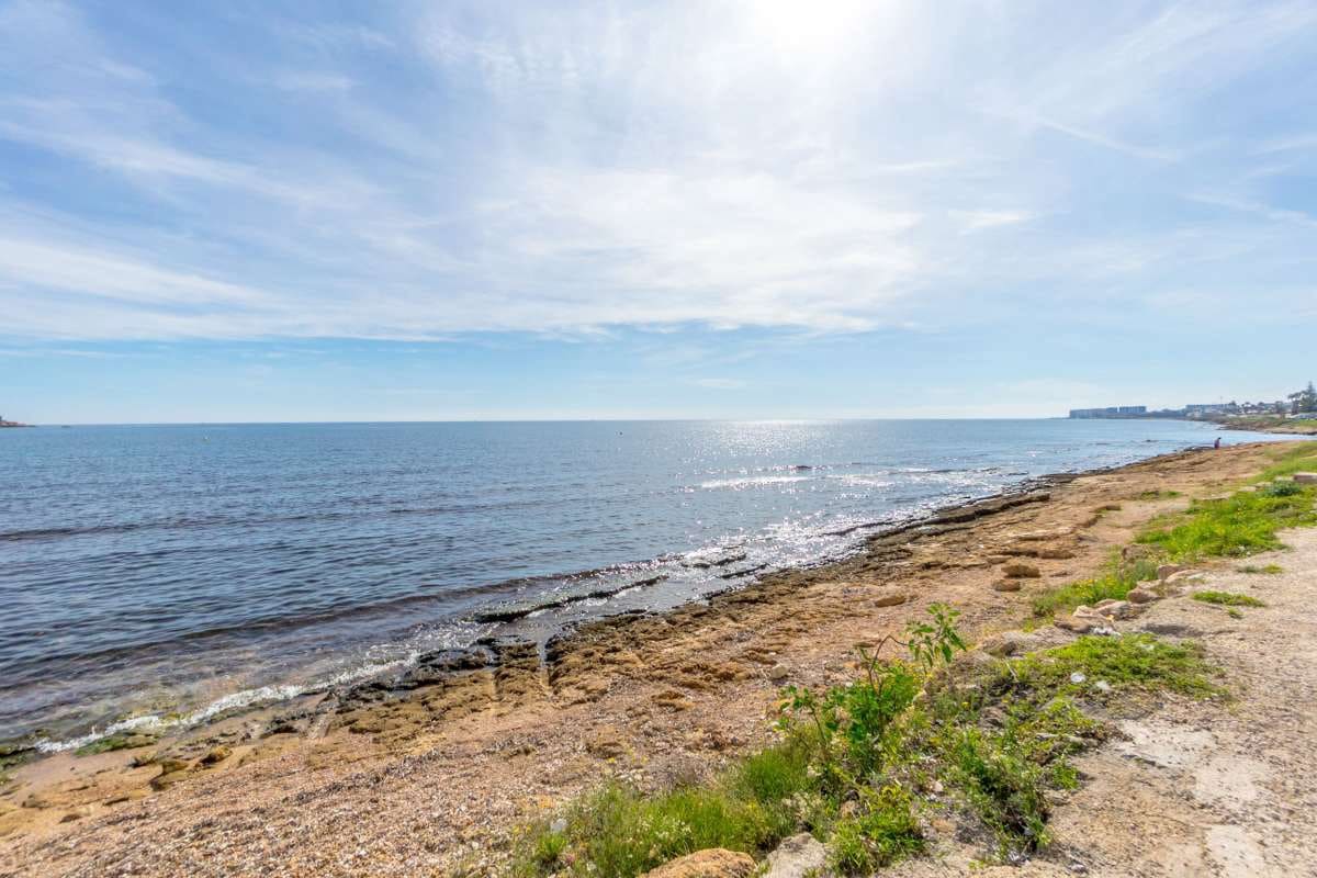 3 makuuhuone Huoneisto myytävänä paikassa Torrevieja - 125 000 € (Ref: 10031065)
