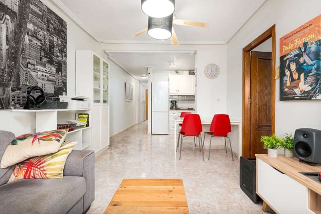 2 Zimmer Apartment zu verkaufen in Torrevieja mit Pool - 129.000 € (Ref: 10048133)