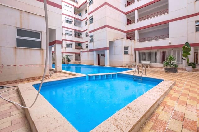 2 bedroom Apartment for sale in Torrevieja with pool - € 129,000 (Ref: 10048133)