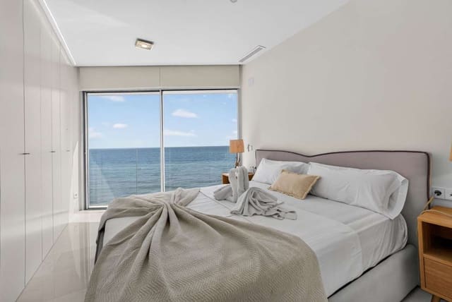 4 Zimmer Apartment zu verkaufen in Torrevieja - 1.265.000 € (Ref: 10048134)