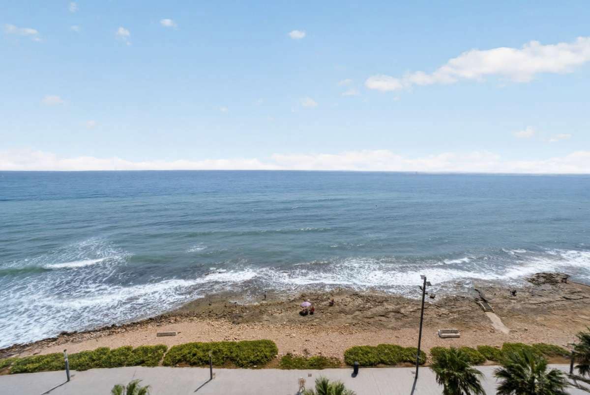4 Zimmer Apartment zu verkaufen in Torrevieja - 1.265.000 € (Ref: 10048134)