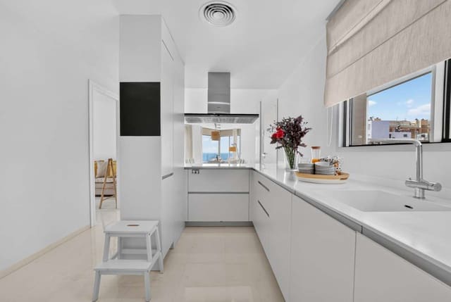 4 Zimmer Apartment zu verkaufen in Torrevieja - 1.265.000 € (Ref: 10048134)