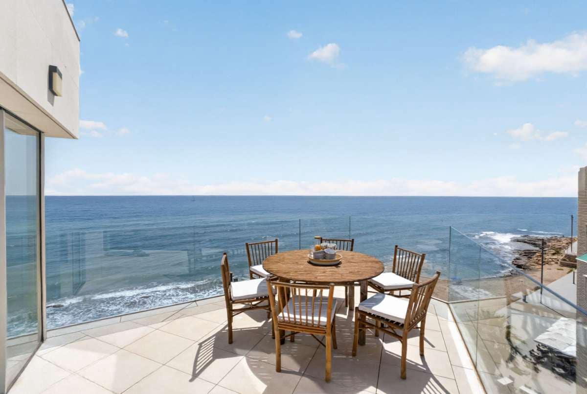 4 Zimmer Apartment zu verkaufen in Torrevieja - 1.265.000 € (Ref: 10048134)