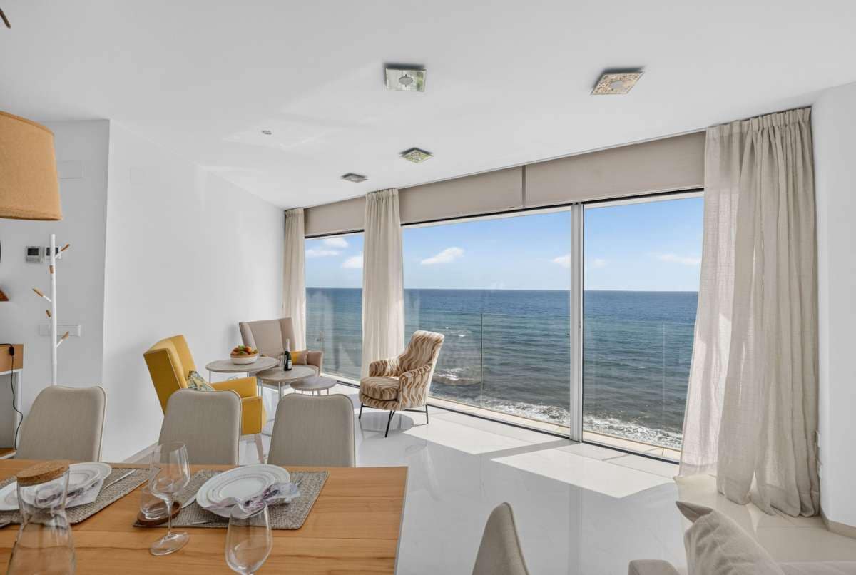 4 Zimmer Apartment zu verkaufen in Torrevieja - 1.265.000 € (Ref: 10048134)
