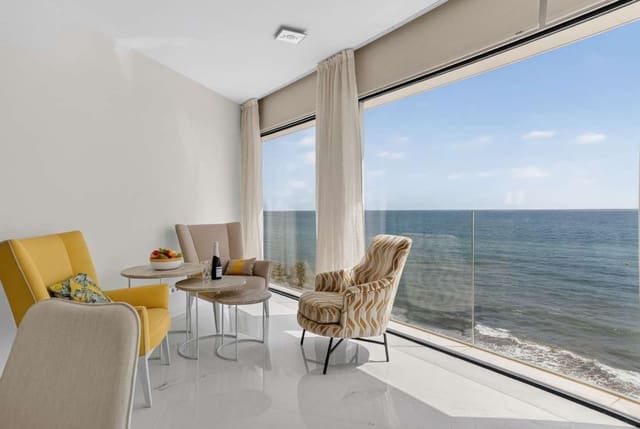 4 Zimmer Apartment zu verkaufen in Torrevieja - 1.265.000 € (Ref: 10048134)