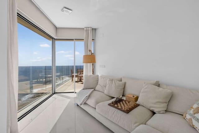 4 Zimmer Apartment zu verkaufen in Torrevieja - 1.265.000 € (Ref: 10048134)