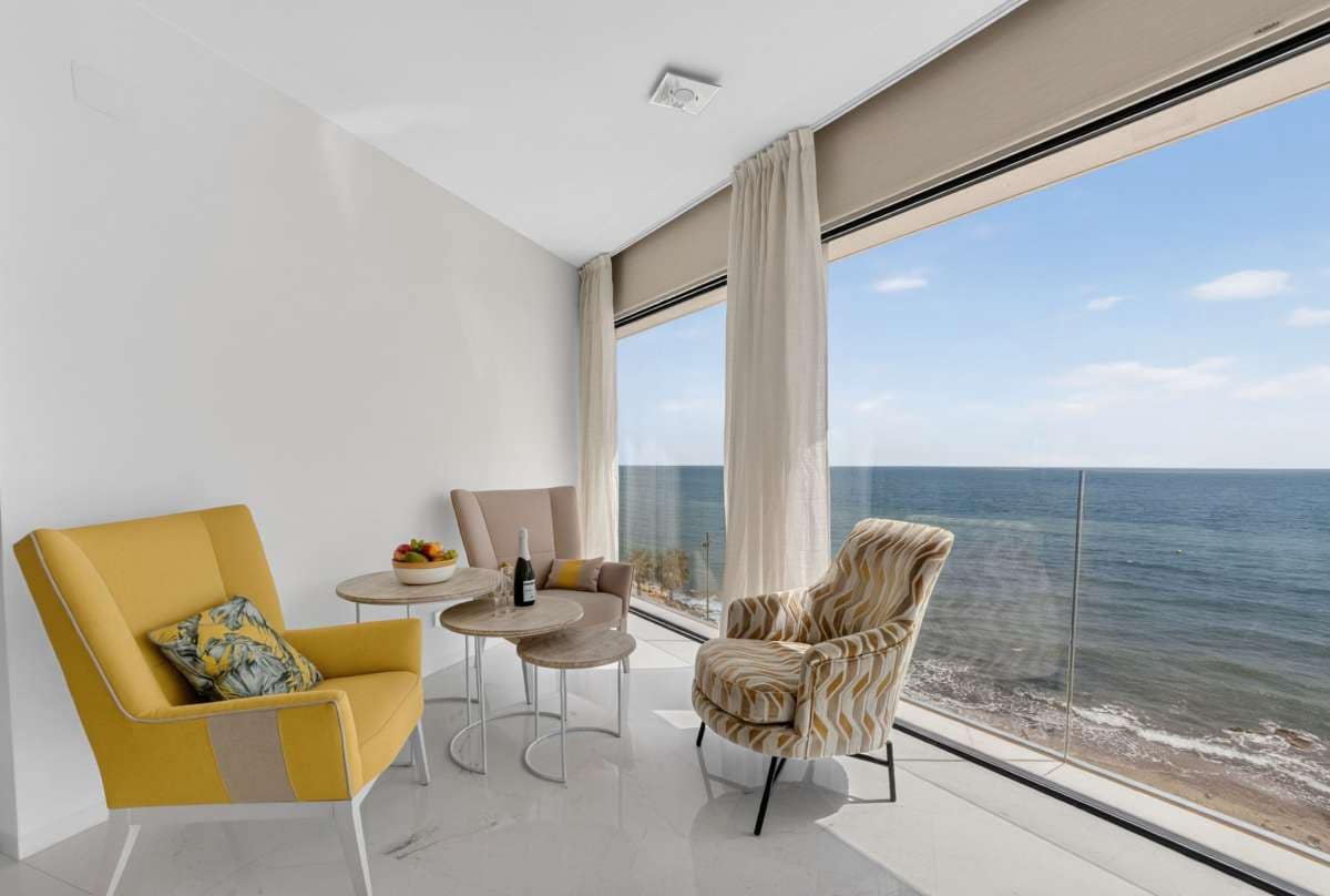 4 Zimmer Apartment zu verkaufen in Torrevieja - 1.265.000 € (Ref: 10048134)
